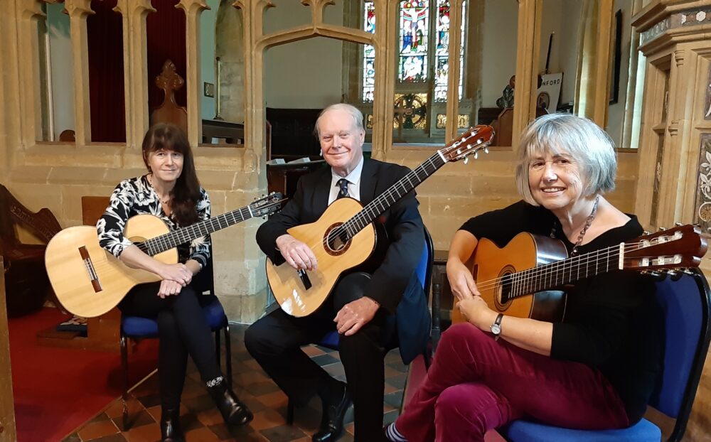 Serenata Guitar Trio